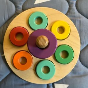 Lovevery Flexible Wooden Stacker